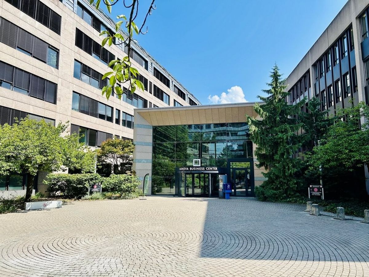 Surface 258 m2 au Geneva Business Center à Lancy - 0