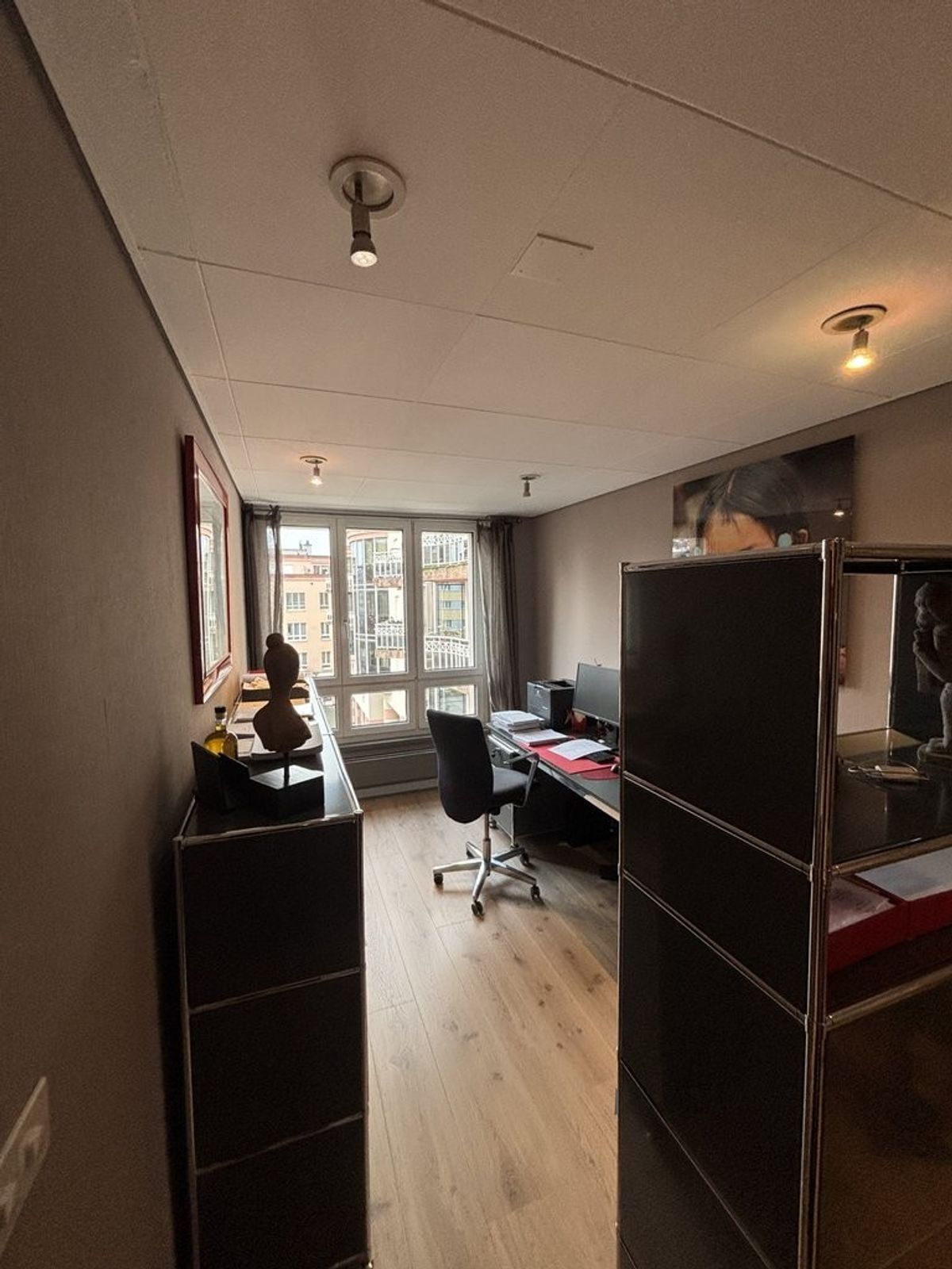 À saisir ! Superbe surface bureau proche de toutes commodités à Nyon ! - 1