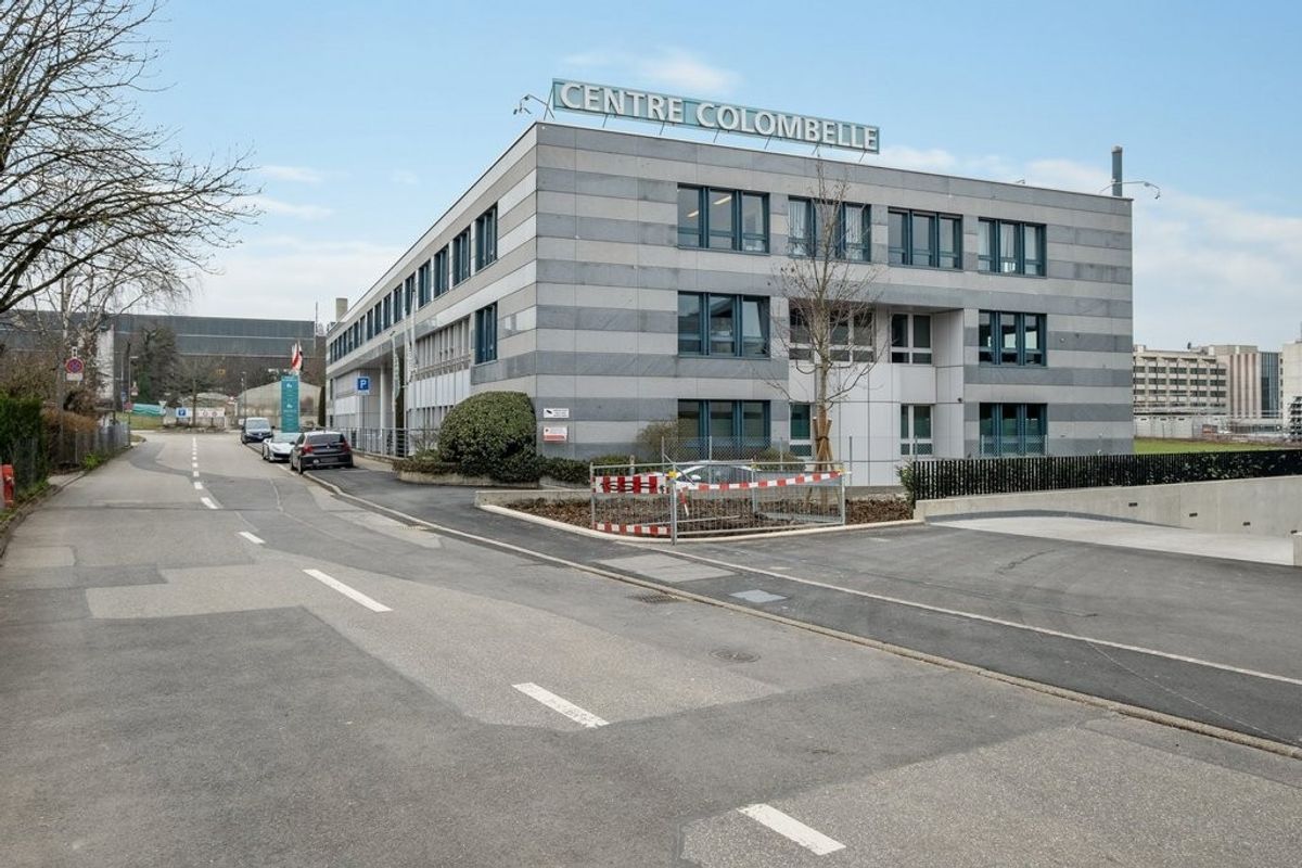 Bureaux modulable à louer - env. 480 m2 à proximité de l'aéroport - 0