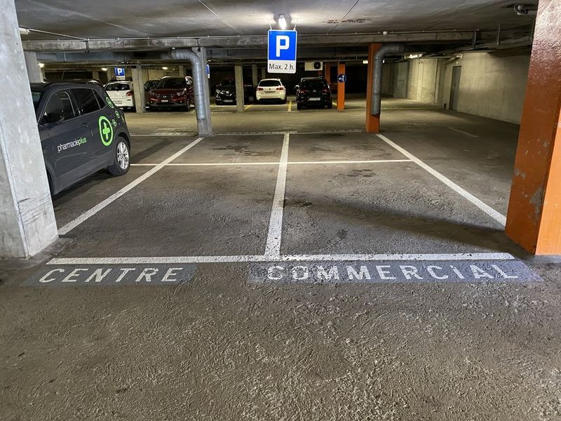 Local commercial situé dans le Centre Commercial de Montolieu - 8