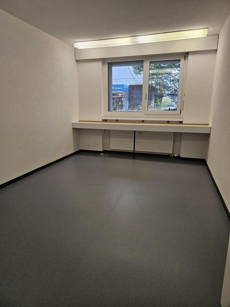 Büro-/Praxisräume Nähe Bahnhof mit flexibler Raumaufteilung - 4