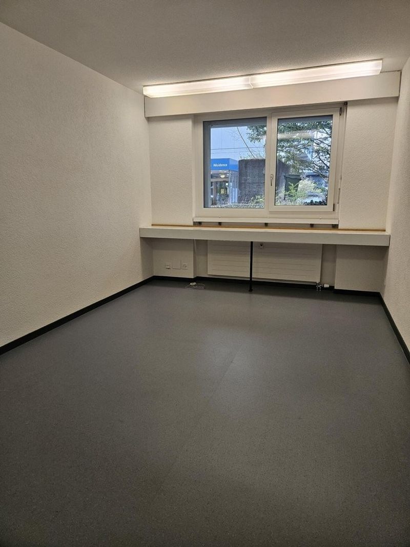 Büro-/Praxisräume Nähe Bahnhof mit flexibler Raumaufteilung - 6
