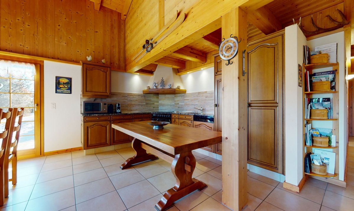 Chalet with Panoramic Mountain Views near Crans-Montana - 3