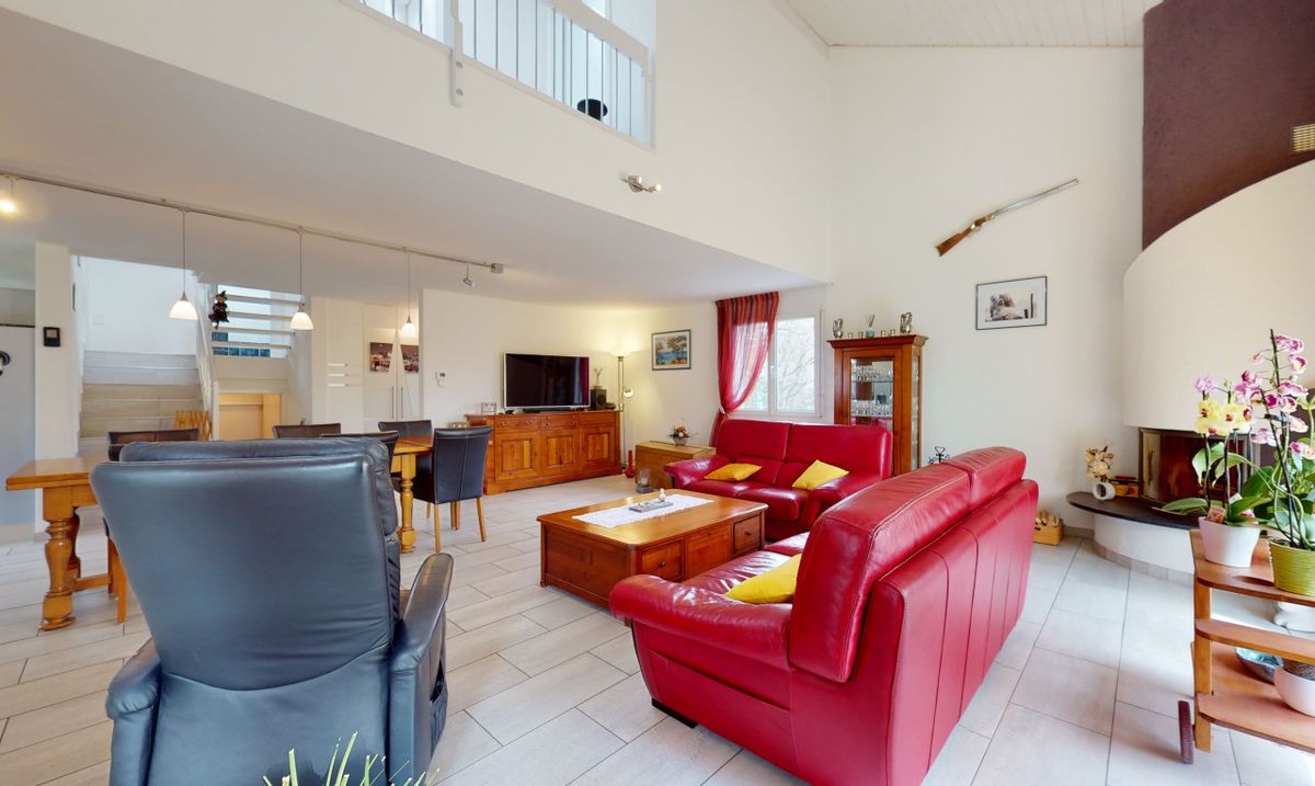 Magnificent 6.5 room villa with separate flat - 3