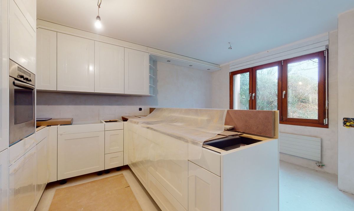 Spacious 6.5-room duplex apartment with a stunning garden area - 8