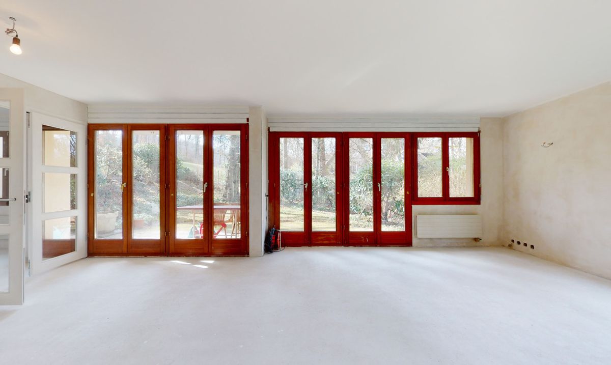 Spacious 6.5-room duplex apartment with a stunning garden area - 10