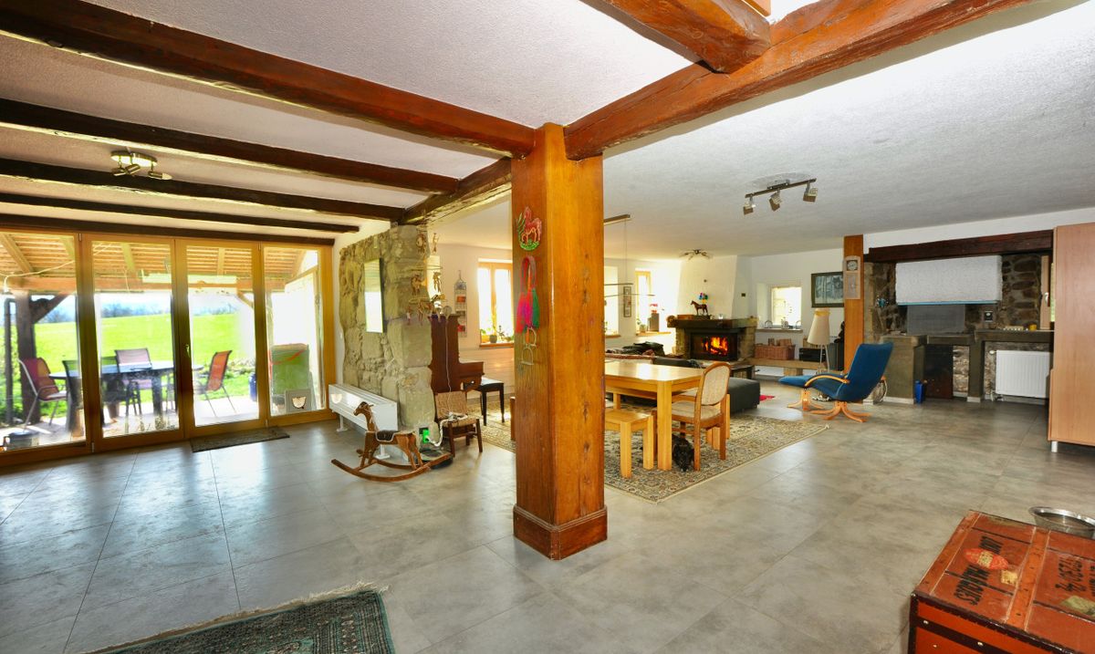 Appartement avec jardin in à Surpierre - 1