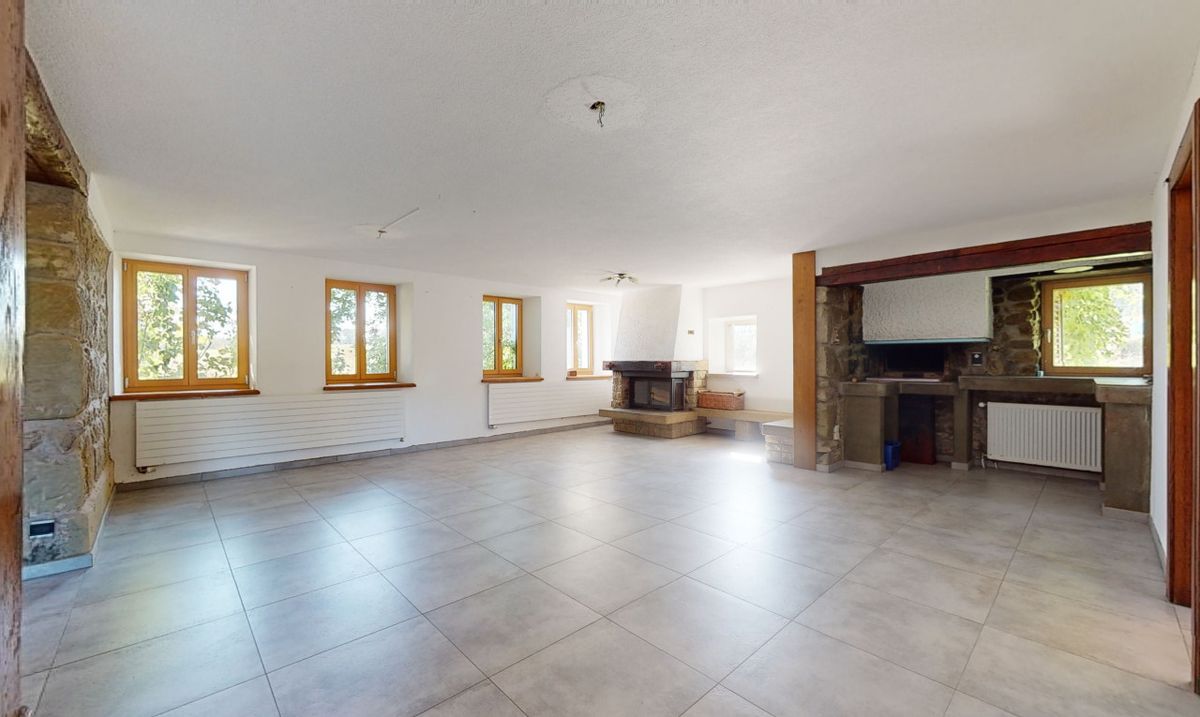 Appartement avec jardin in à Surpierre - 7