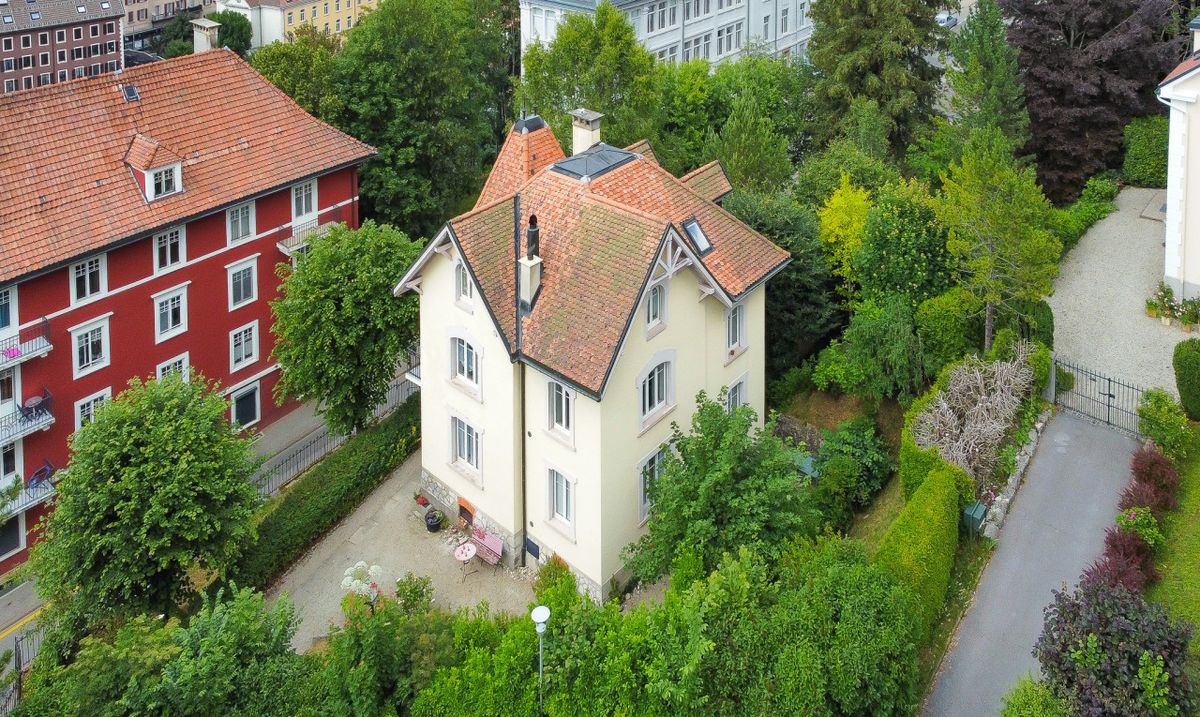 Elegant family home - 0