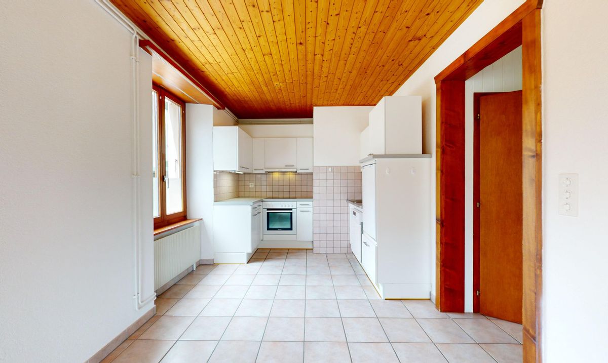 Investment property | 13 garages | and Building land ! - 6