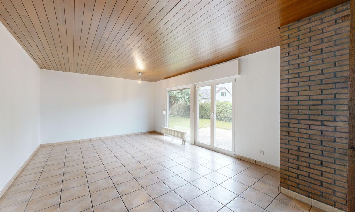Charming Family Home with Garden and Ample Space in Magden - 4