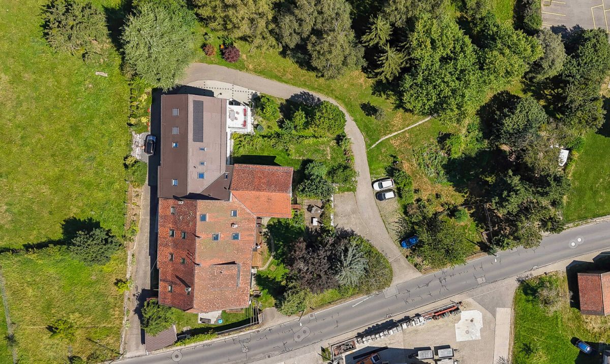 CHARMING DUPLEX WITH GREAT DEVELOPMENT POTENTIAL IN SOTTENS - 8
