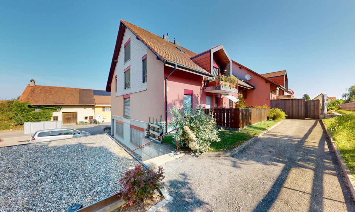 A bright duplex in a well-kept family-owned condominium - 4