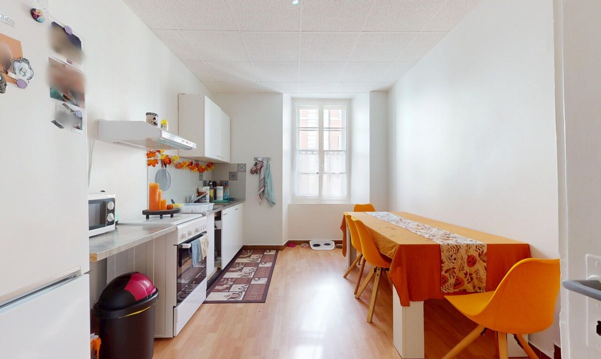 Mixed-use investment property in heart of Saint-Imier – high ROI - 4