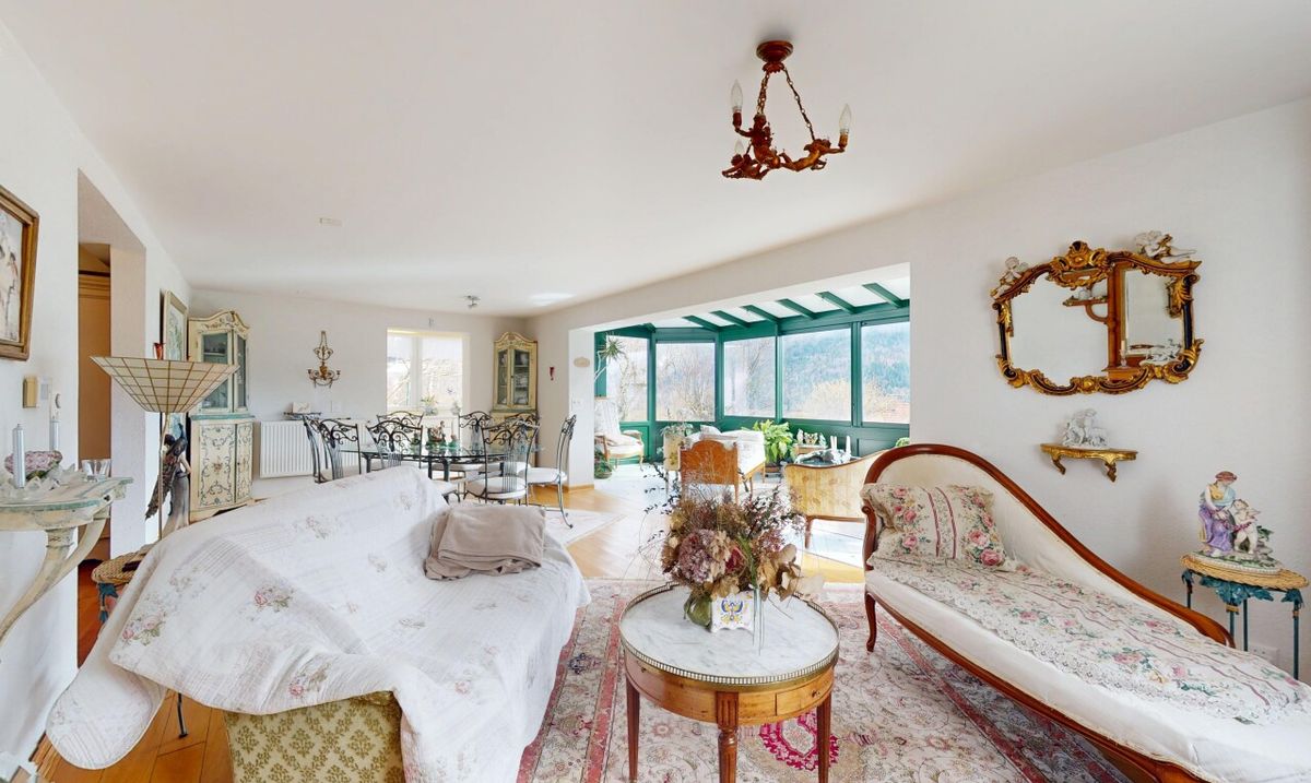 Beautiful detached house with large garden and unobstructed views - 0