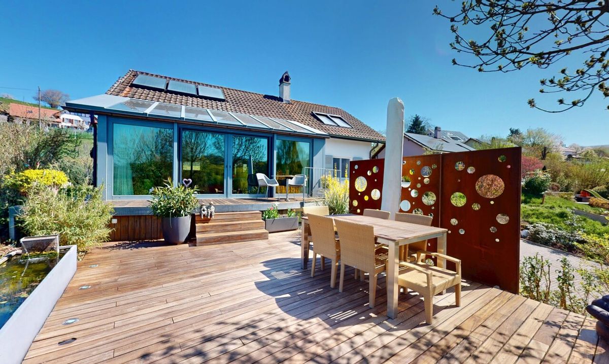 House with an additional independent apartment in a green setting - 0