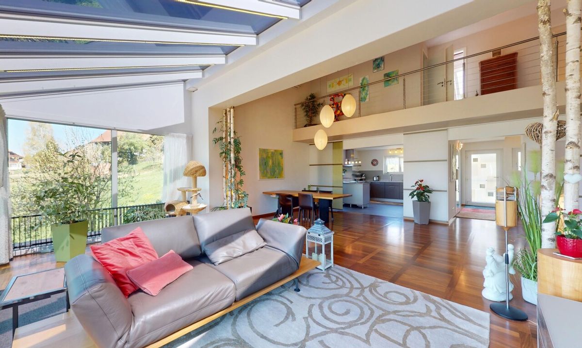 House with an additional independent apartment in a green setting - 4