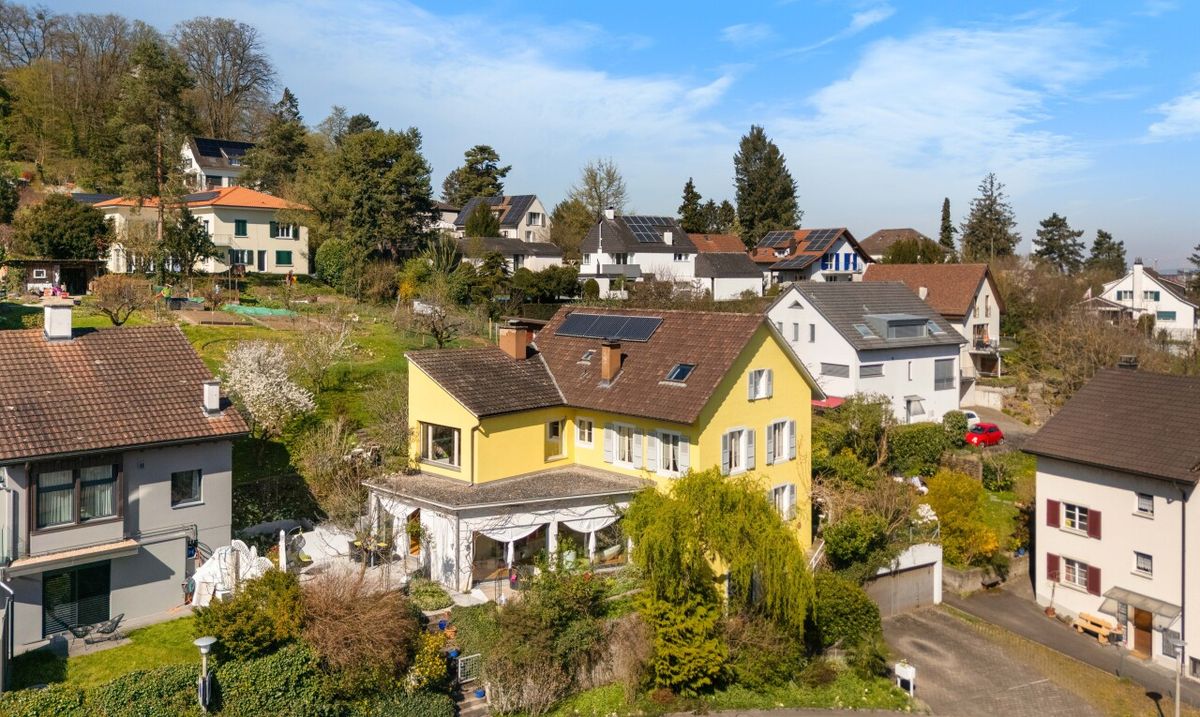 Mehrfamilienhaus in Muttenz - 0