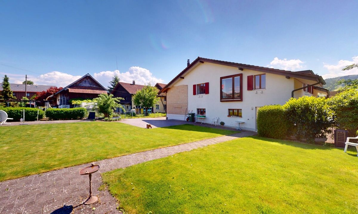 Einfamilienhaus in Ermensee - 1