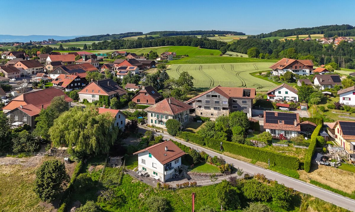 Two Duplexes in a Historic Village Building - 9