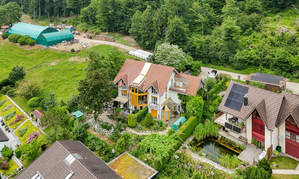 Einfamilienhaus mit Einliegerwohnung in Grasswil - 0