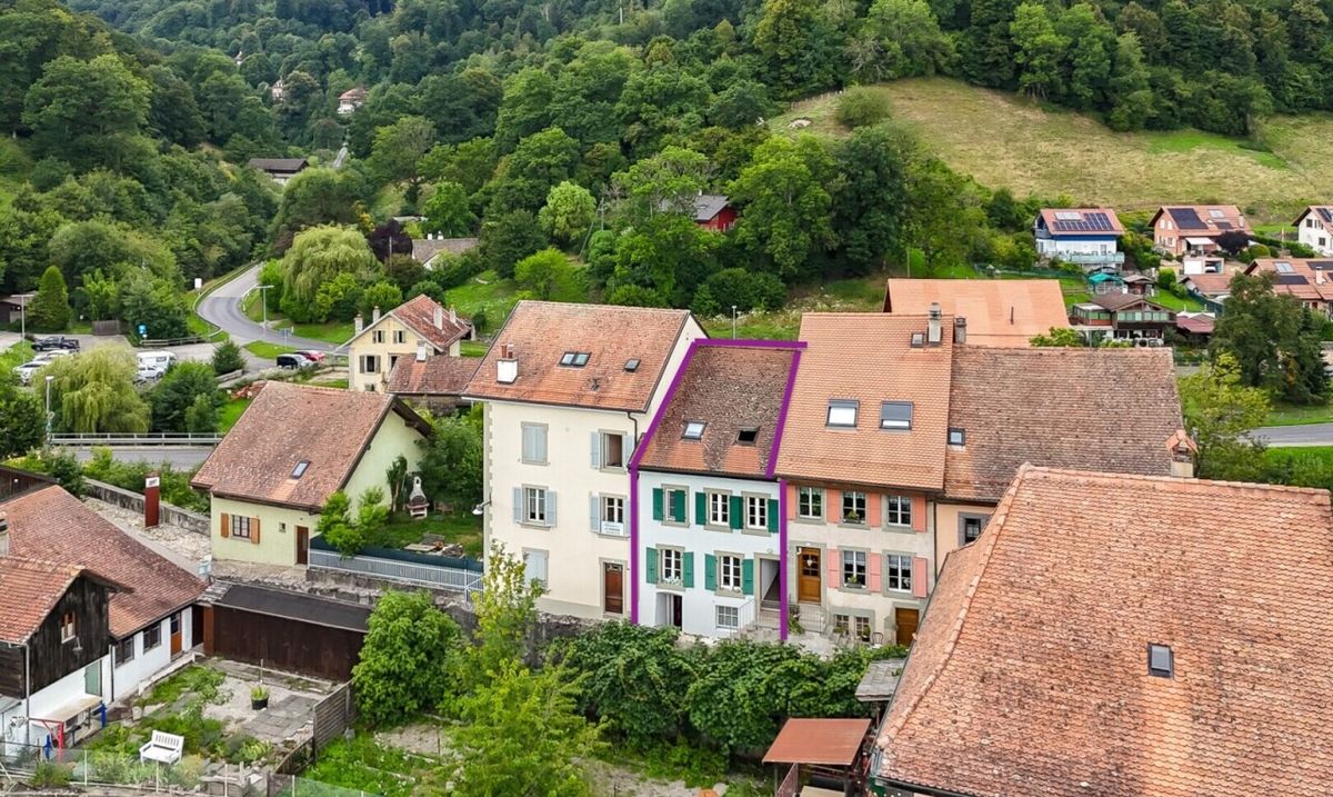Historic charm in a unique setting - 1