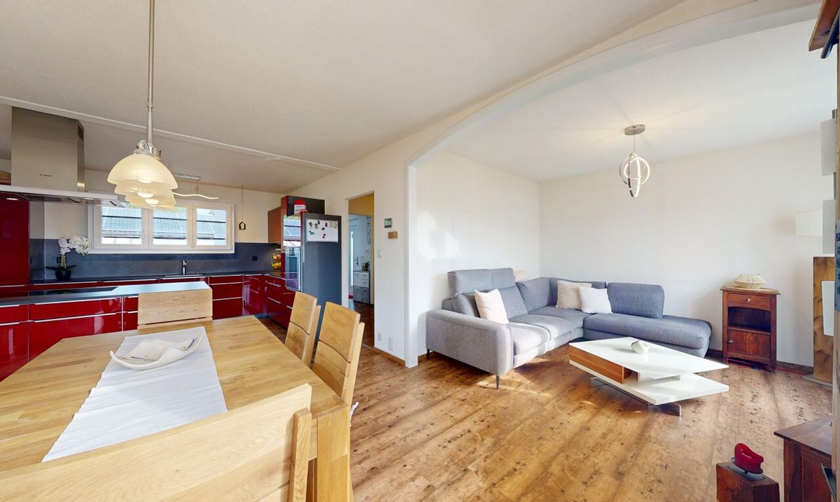 Renovated family home: Garden, Terrace & Independent Potential - 2
