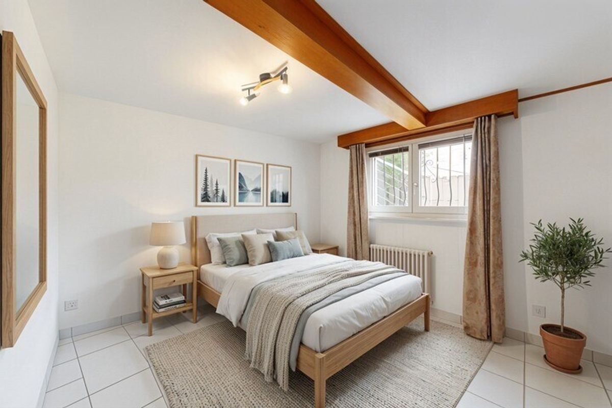 Renovated family home: Garden, Terrace & Independent Potential - 7