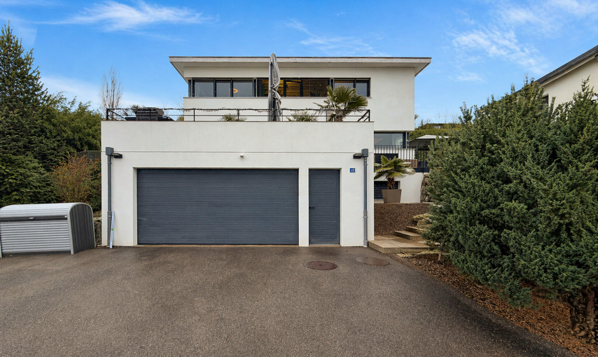 Superb detached villa overlooking the Horizon - 3