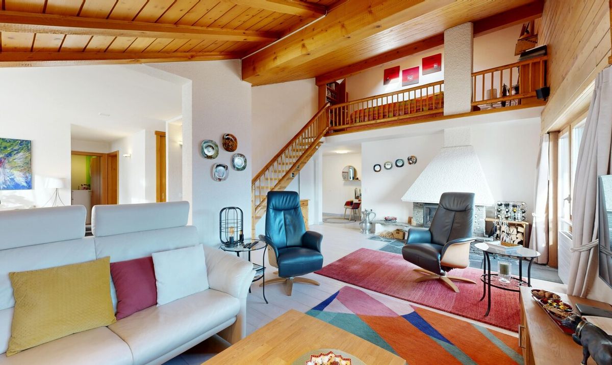 Beautiful furnished top-floor apartment with mezzanine - 2