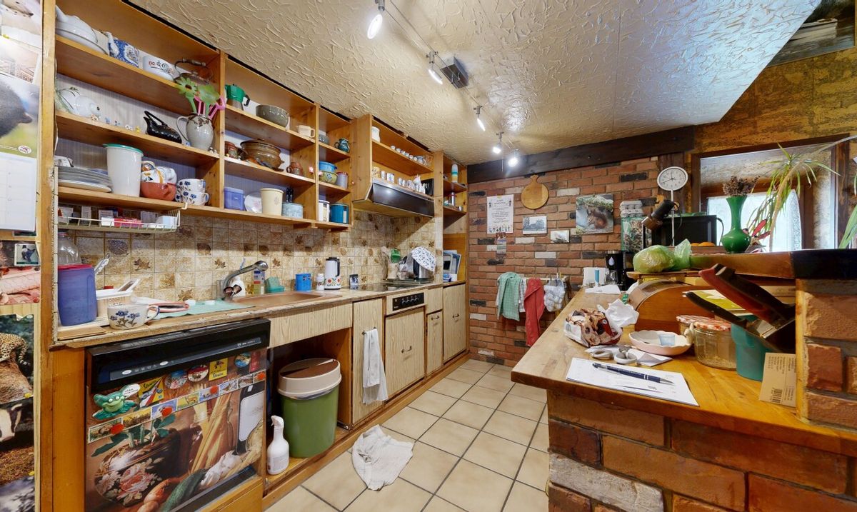 Family Home – 150 m² with Garden and South-East Exposure - 4