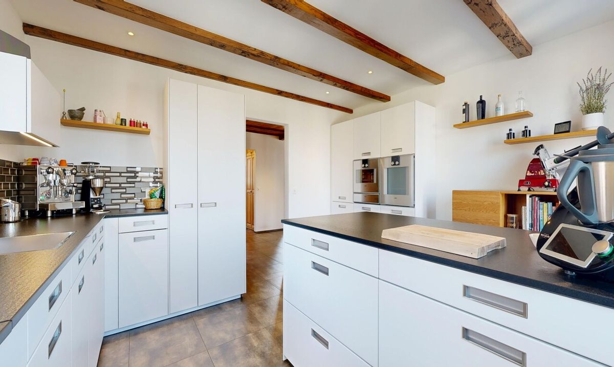 Liebhaberobjekt mit Charme, viel Platz und moderner Technik - 7