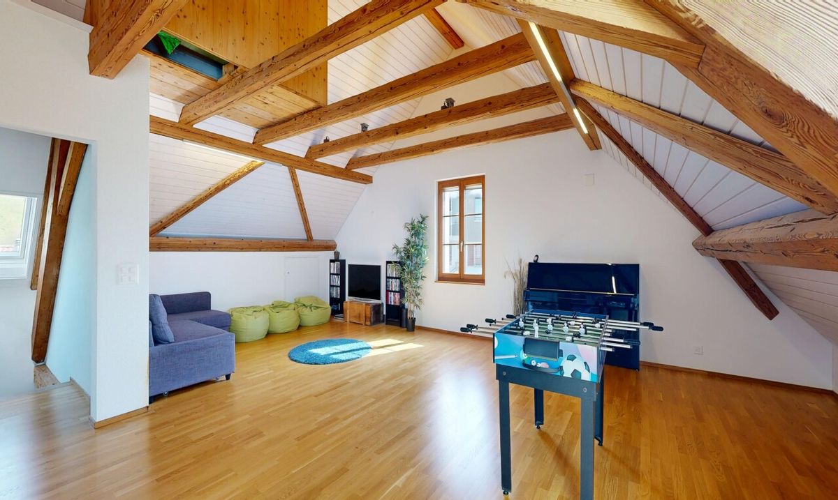 Liebhaberobjekt mit Charme, viel Platz und moderner Technik - 9