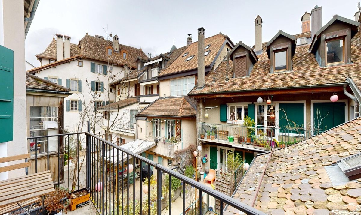 4.5-Bedroom Triplex with Studio: Ideal Investment in Aubonne - 8