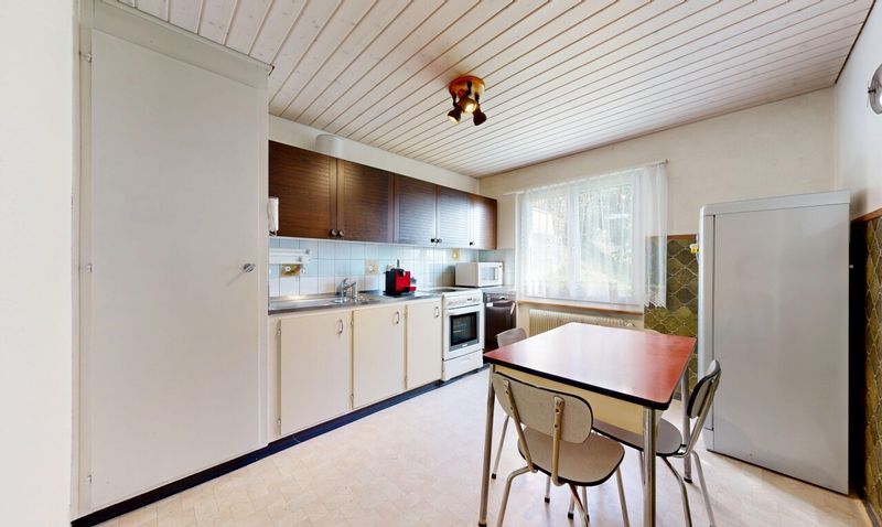 Zweifamilienhaus an Toplage mit grossem Grundstück und Weitsicht - 10