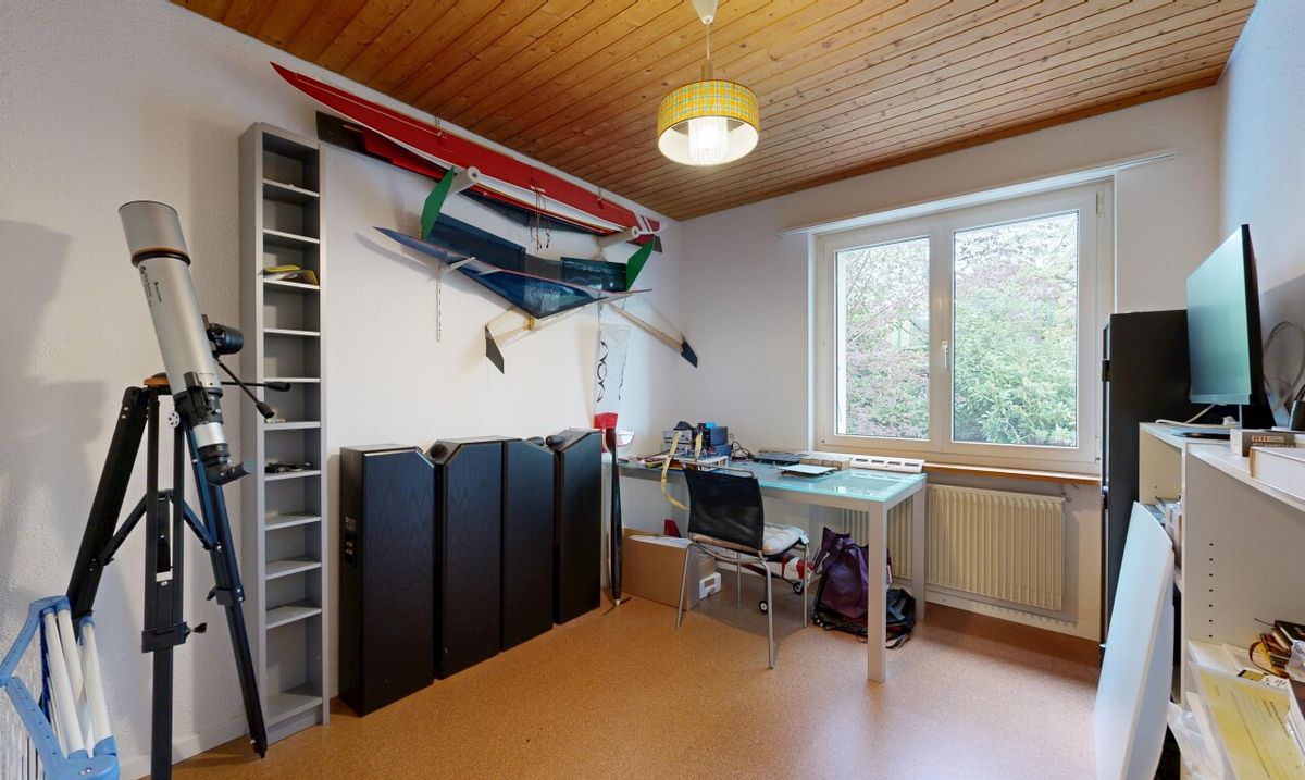 Charmantes 4.5-Zimmerhaus mit Weitsicht und grosser Parzelle - 6