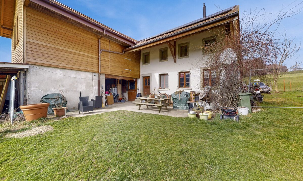 Maison mitoyenne d'angle in à St-Martin FR - 2