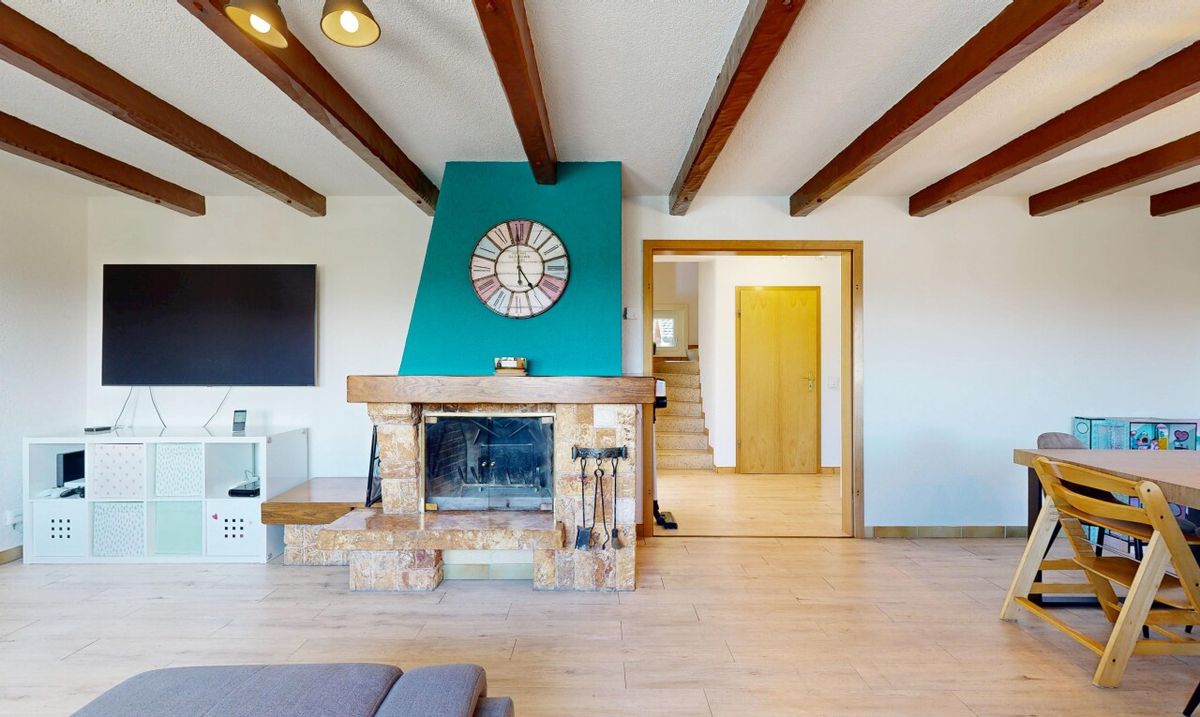 A charming semi-detached villa with amazing views - 6
