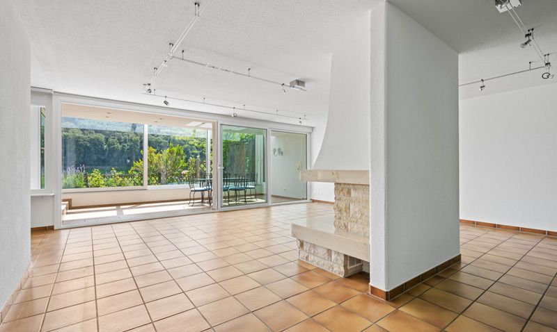 Exklusives Wohnen mit Garten, Wintergarten und Weitsicht - 4