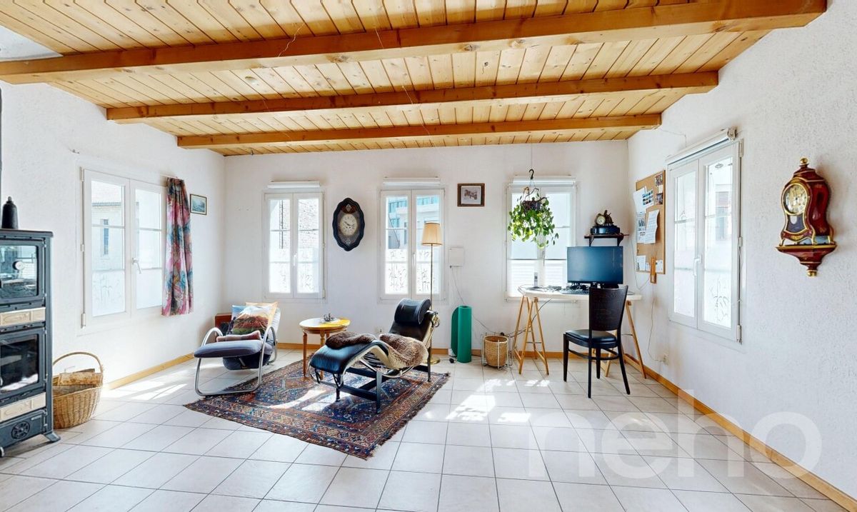 Einfamilienhaus mit Einliegerwohnung in Einsiedeln - 2