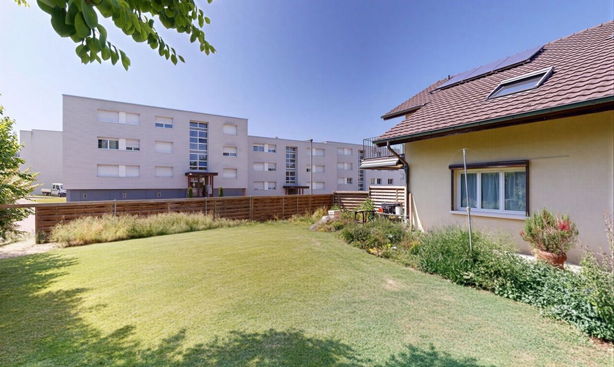 Maison plurifamiliale in à Morat - 1
