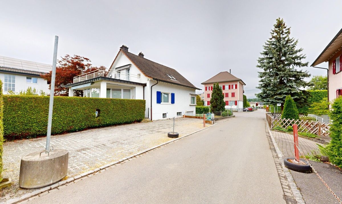 Einfamilienhaus in Niederuzwil - 1