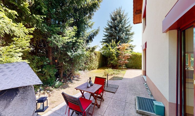A charming family home with a garden in the heart of Épalinges - 9