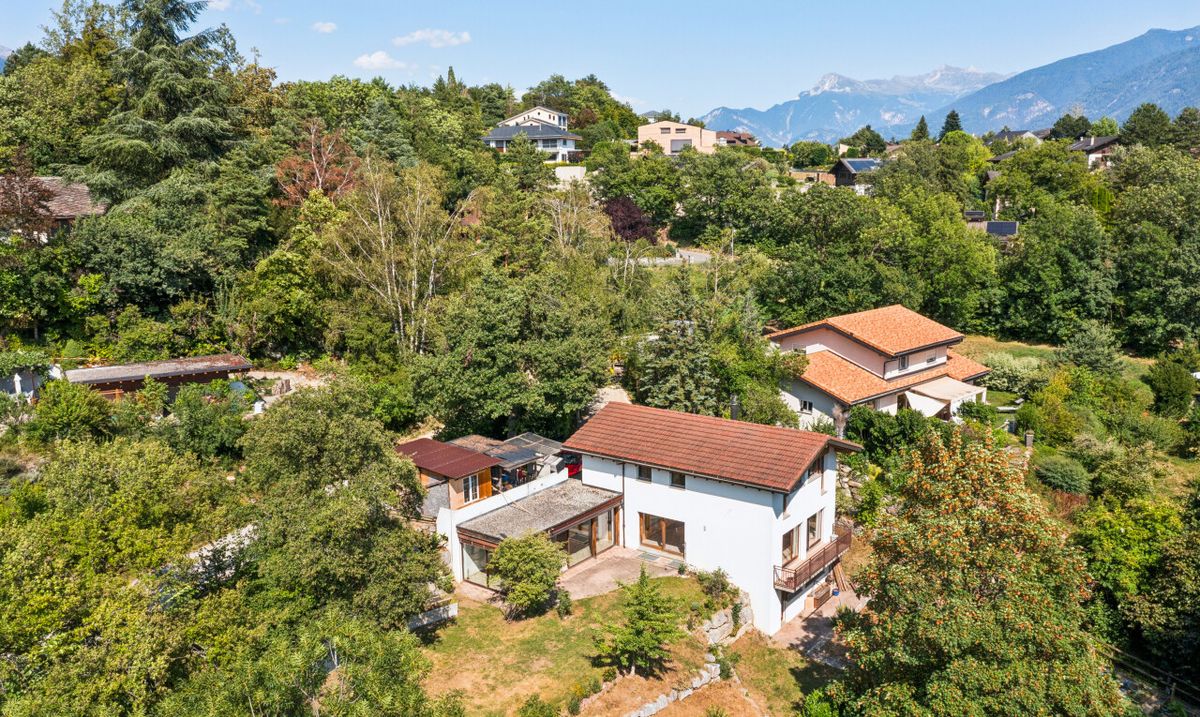 An Exceptional Property in Grimisuat - 1
