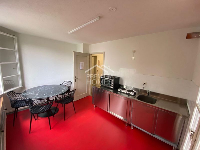 Mehrfamilienhaus mit Potenzial - Investition in die Zukunft! - 3