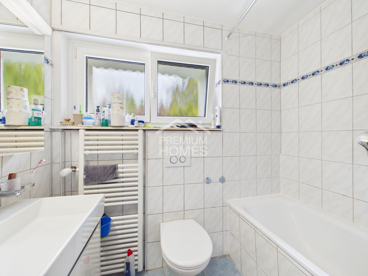 Modernes Familienhaus mit traumhaftem Garten in Therwil - 11