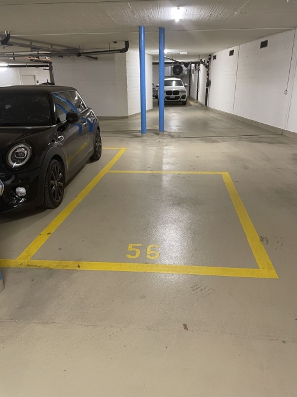 Sichern Sie sich Ihren Garagenstellplatz für Kleinwagen (Smart-Grösse) für nur CHF 140.00 pro Monat! - 4