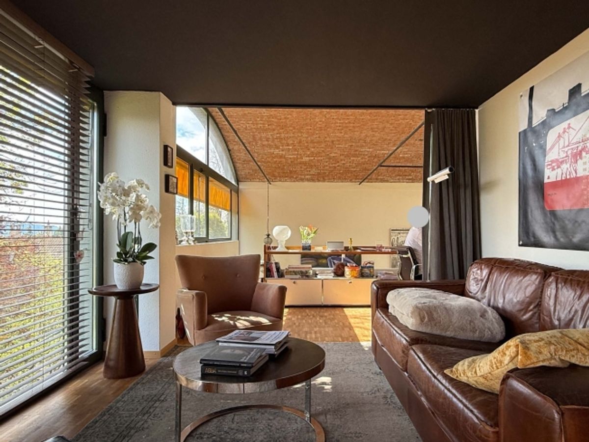 70s Architekten-Ikone Extravagantes Loft-Wohnen an der Goldküste - 3