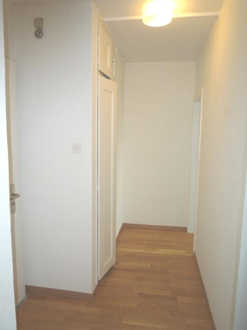 1-ZW à 33 m² zuoberst im 2. OG mit Balkon - 6