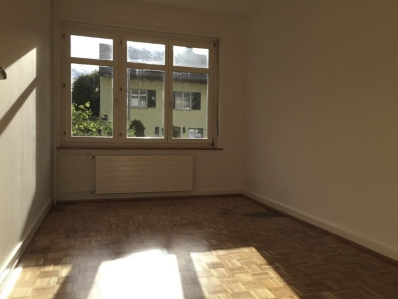 Attraktive 3.5-Zimmerwohnung mit Balkon an ruhiger Lage - 4